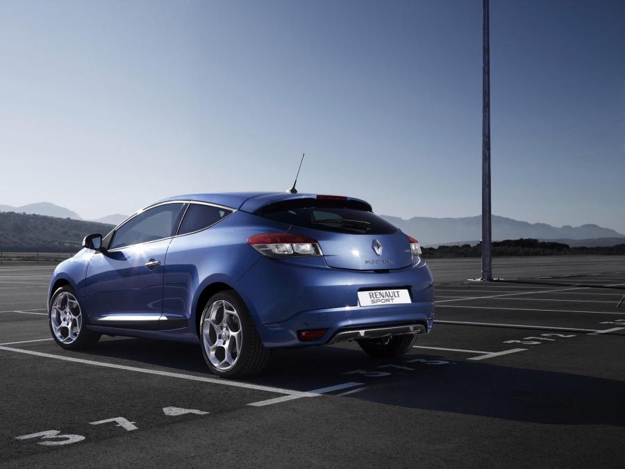  Renault Megane Coupe GT 2011 года  (фото 12 из 13)